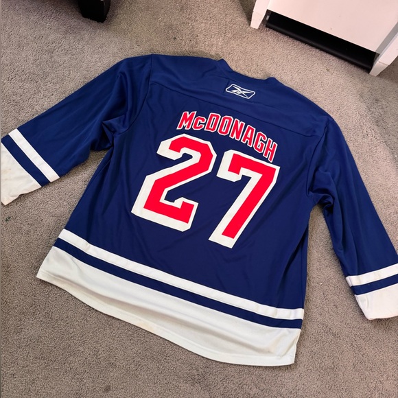 Men’s Reebok New York Rangers Jersey with 2014 Stanley Cup Patch Size L 💙❣️ - Picture 8 of 11